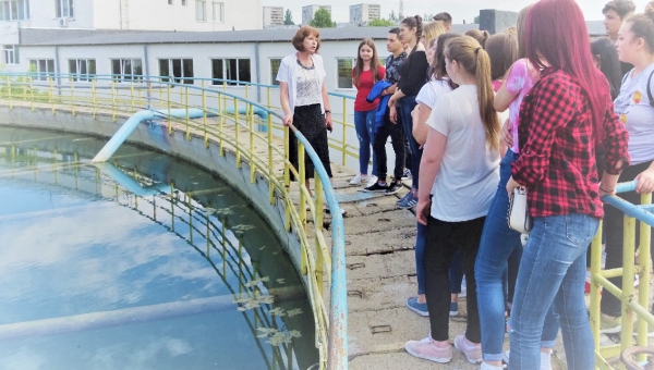 Elevii de la Colegiul ”Elena Doamna”, la Uzina de Apă